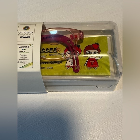 Tomato Glasses Non Slip Frame TKDC13 | Square Pink Kids Glasses - Picture 9 of 11